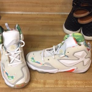 Lebron XIII  Bright Mango kids sneakers
